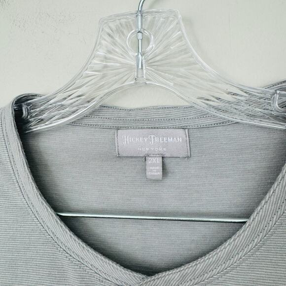 Hickey Freeman New York Gray Short Sleeve T Shirt Women’s Size 2XL - Picture 2 of 7